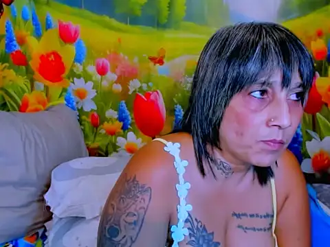 indianroxy Chat XXX in diretta