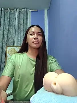 lady_kim_boner Pertunjukan Webcam