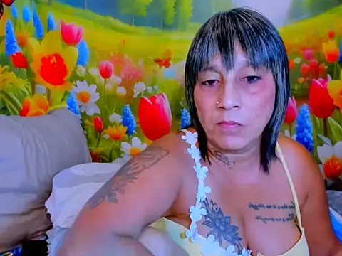 indianroxy 现场XXX聊天