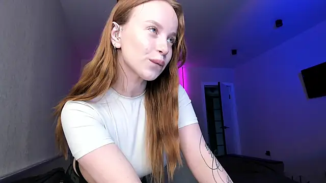 XXX chat uživo modela BunnyShinex