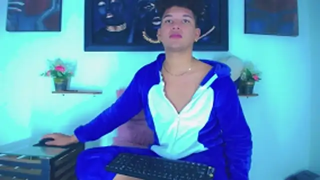 Sebastian_-D Webcamshow