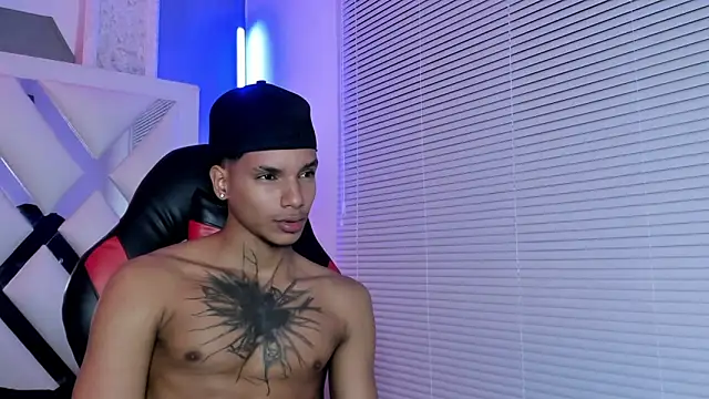 kai_storm77 Chat XXX in diretta