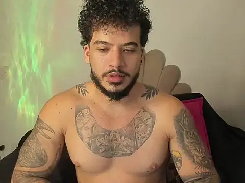 Chat +18 de sinnei__ ao vivo