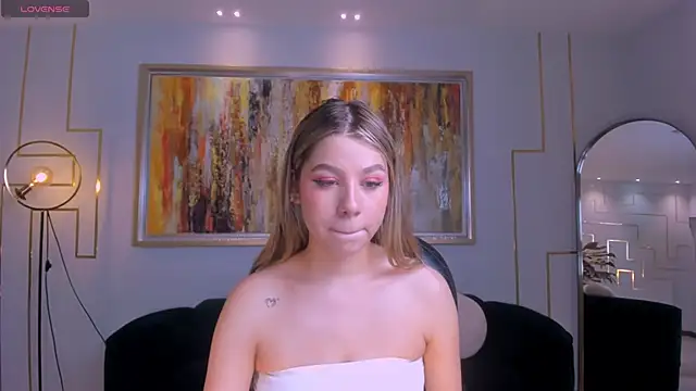 TiffannySins' Live XXX Chat