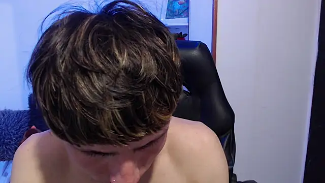 Yao_23 – Naživo XXX chat