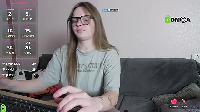 Онлайн чат XXX KateSweet999