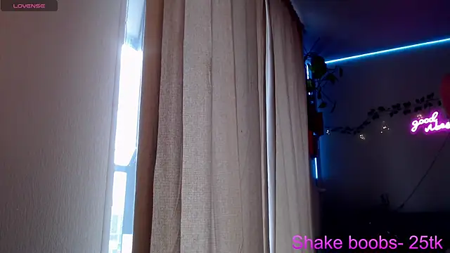 MollyPercocet-13's Live XXX Chat