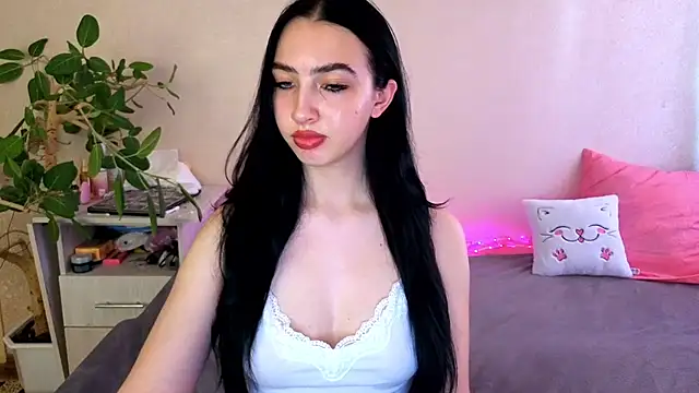 WildKittenX_'s Live XXX Chat