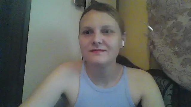 Chat +18 de Elvanii ao vivo