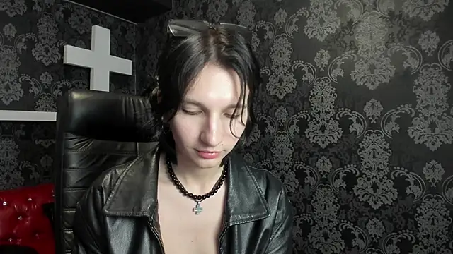 AdonBev 网络视讯表演