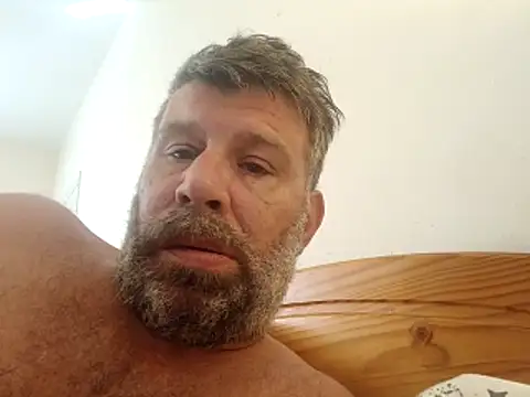 stud2512のライブXXXチャット