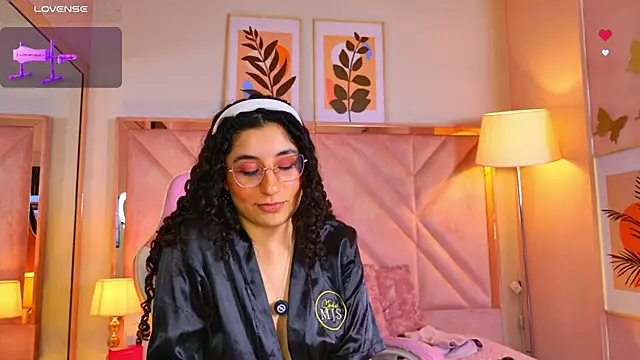 DemiJones_'s Live XXX Chat