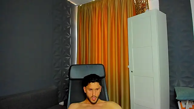 TroyWadee 라이브 XXX 채팅