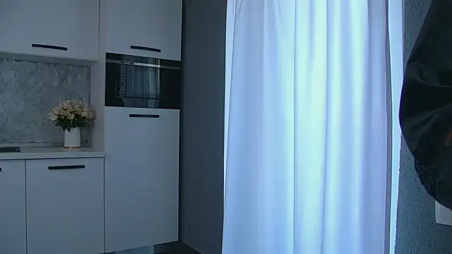 IrisMonn Live XXX Chat