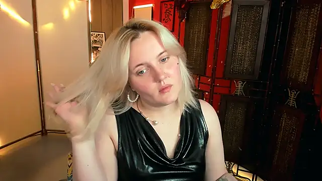 KathyBriggs' Live XXX Chat