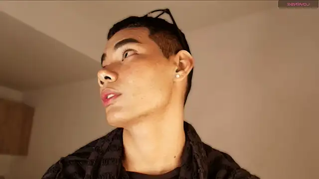 Milo_K Webcam show