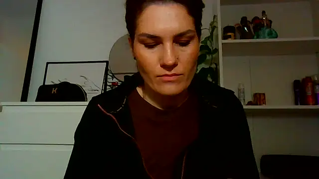 Ms-Lust1- Live XXX-Chat