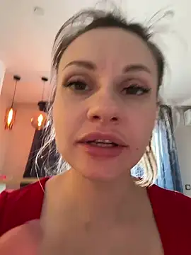 PerfectCarrie élő XXX-chatje