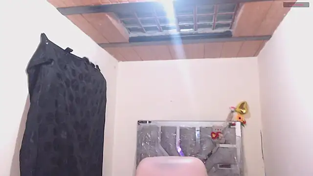 Chat XXX en directo de toxxxic_cams