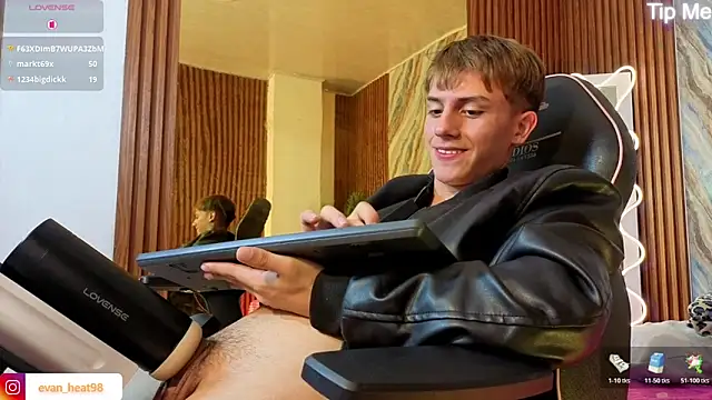EVAN_TAY's Live XXX Chat