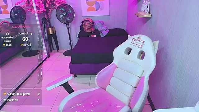 Czat XXX na żywo – Maggy_t18