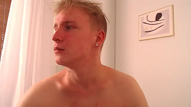 AlexxSweet Adlı Modelin Canlı XXX Sohbeti