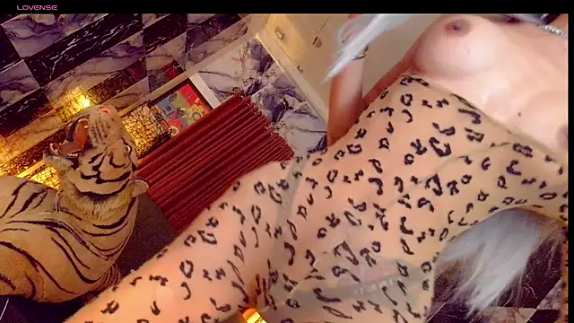 Živý XXX chat SeductiveSamanthaTS