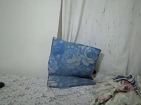 queen_beev live XXX chat