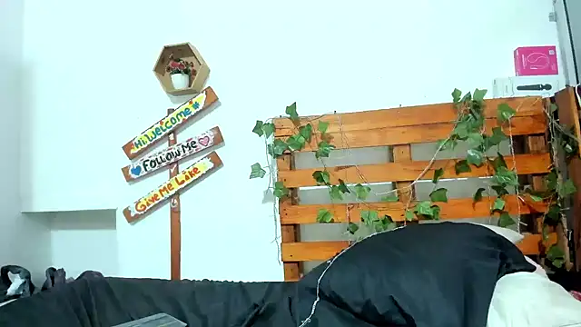 cris_dulce's Live XXX Chat