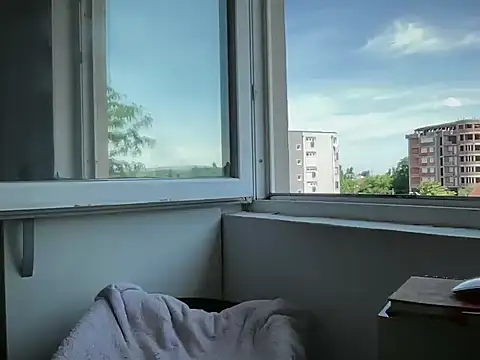 alekandrobg Show Webcam