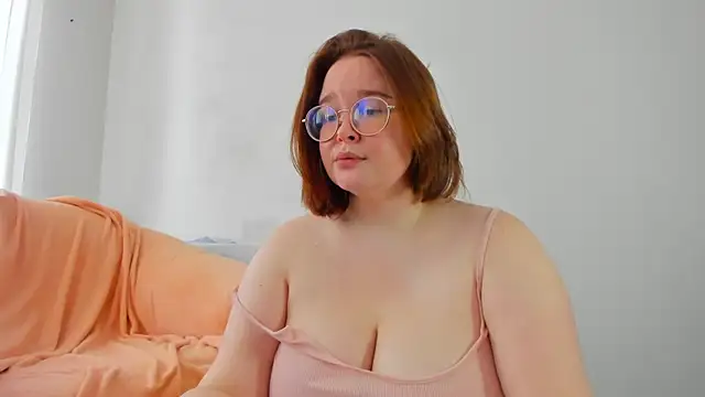 Chat +18 de DebbieWoood ao vivo
