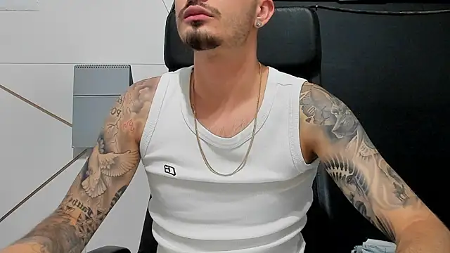BrandonTate 라이브 XXX 채팅