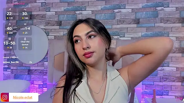 XXX chat uživo modela cloe_1tay