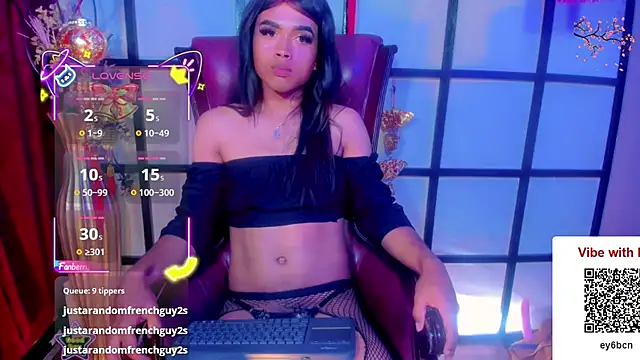 guinevere_lux Webcam Show