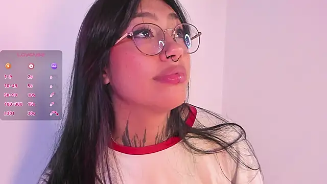 Akari1_Mischief Chat XXX in diretta