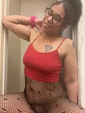 Desirae_Luciano's Webcam Show