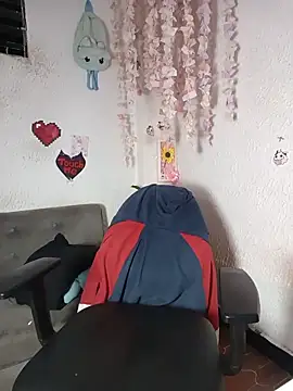 Kuutar 라이브 XXX 채팅