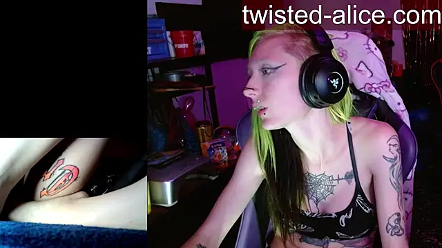 Twisted_Alice 即時 XXX 聊天