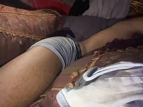 SlimeCrownzOut5's Webcam Show