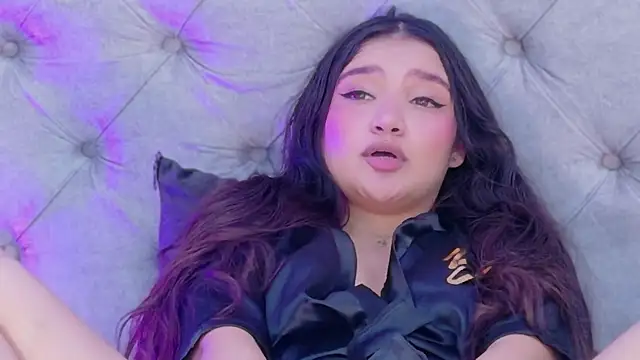 LiiaBloom 现场XXX聊天