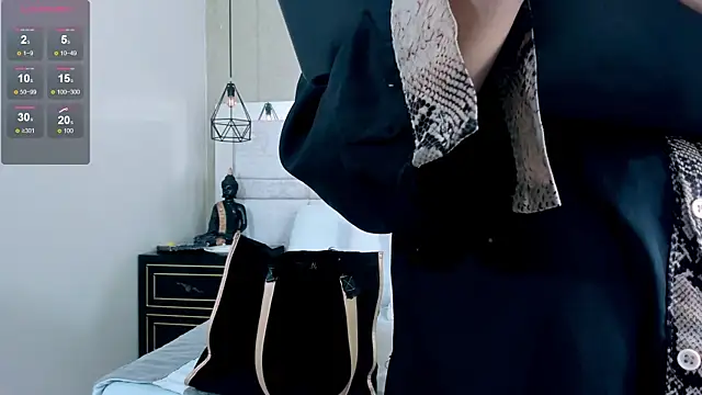 kimCosseyy Show in webcam