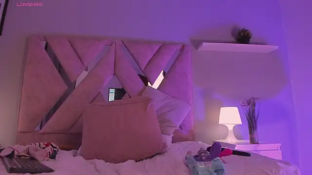 Eva-Millss Chat XXX live
