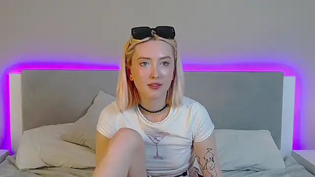MarianeSun's Live XXX Chat