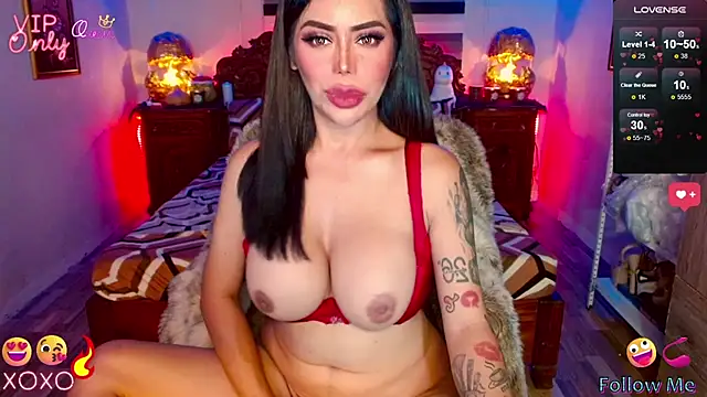 Chat XXX ao vivo de _QueenGoddess_