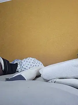 Chatroom XXX en direct de LiluHot
