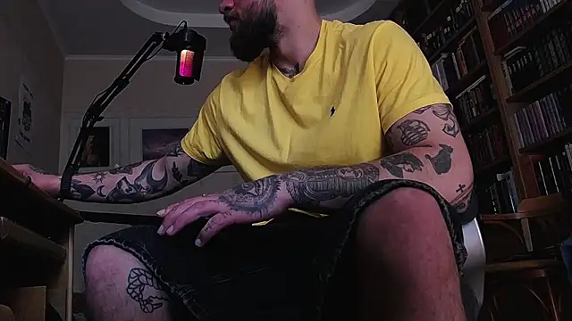 FindomJason: онлайн-секс-чат