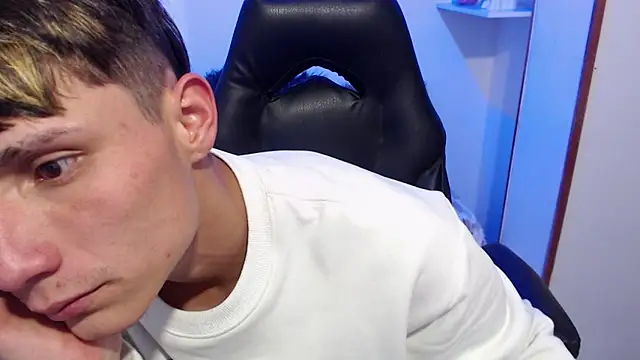 Yao_23 Webcam-Show
