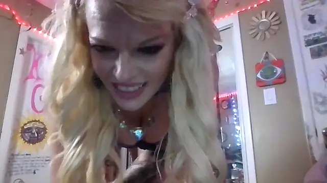 marilyn420 élő XXX-chatje
