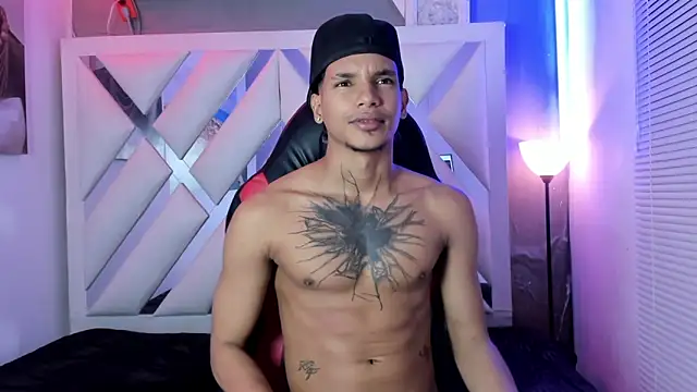 Онлайн чат XXX kai_storm77