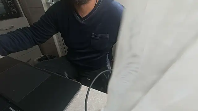 TARKAN1 Chat XXX live